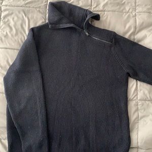 Black, unisex, COS turtleneck sweater with zipper